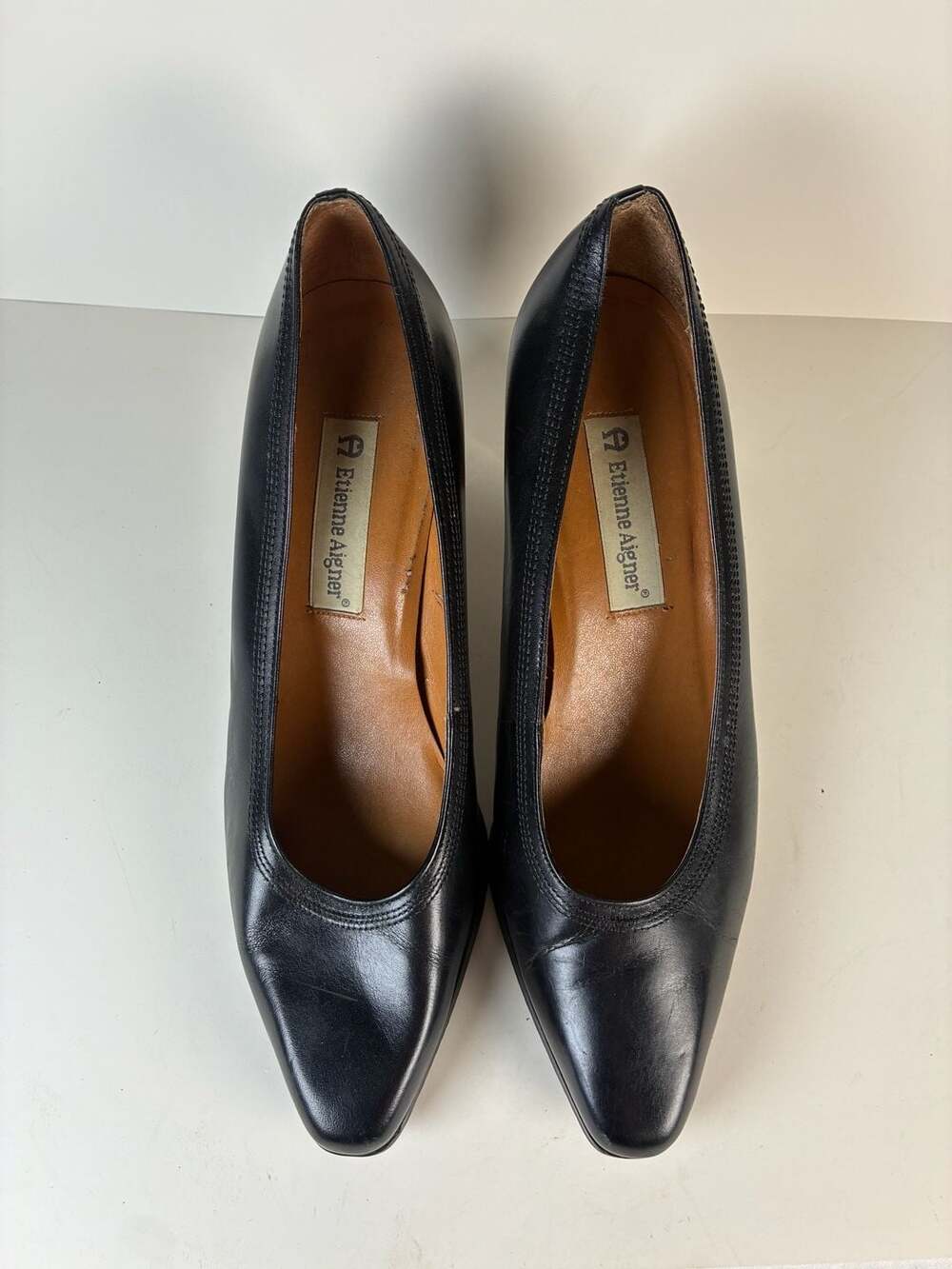 Etienne Aigner Black Leather Classic Minimalist Pointed Toe Heels Size 8.5 M - Picture 4 of 9